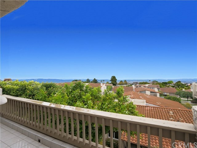 Property Photo:  6 Hilltop Circle  CA 90275 