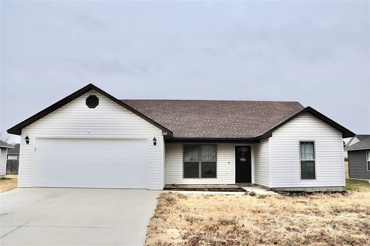 Property Photo: 906 Silverleaf AR 72416
