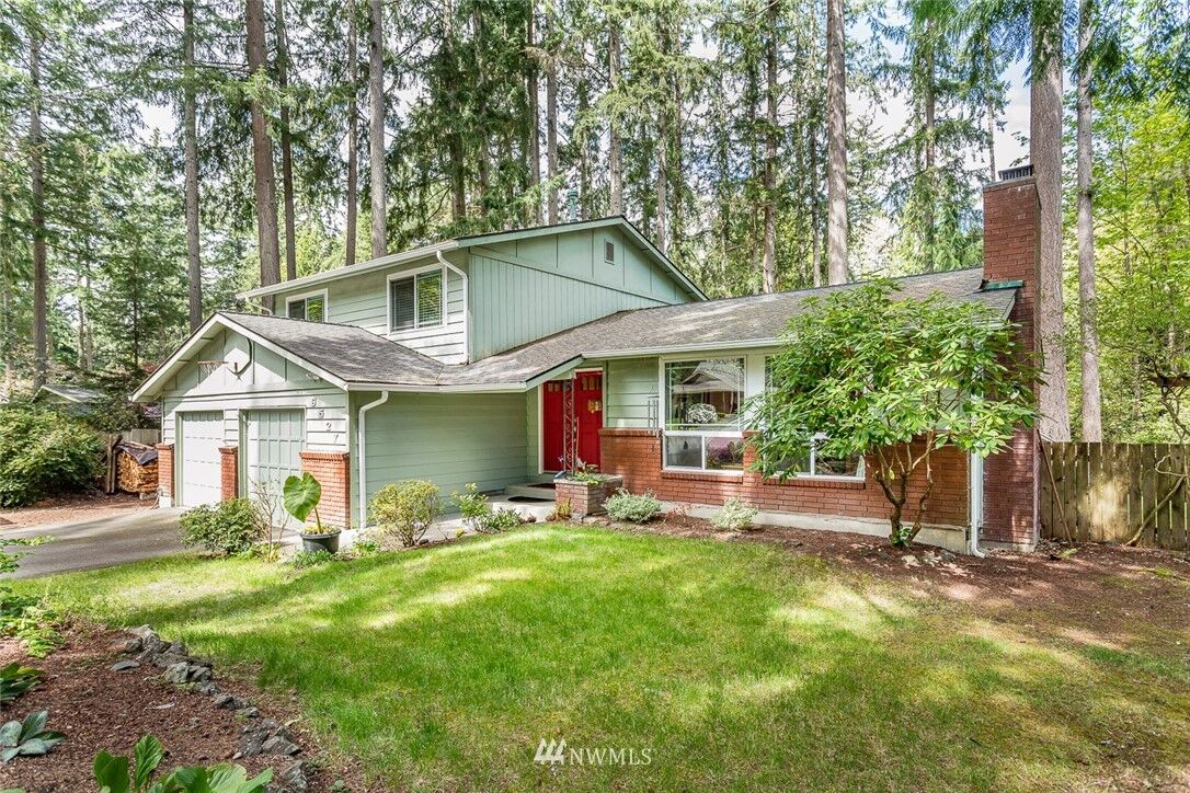 Property Photo:  6527  41st Street Ct NW  WA 98335 