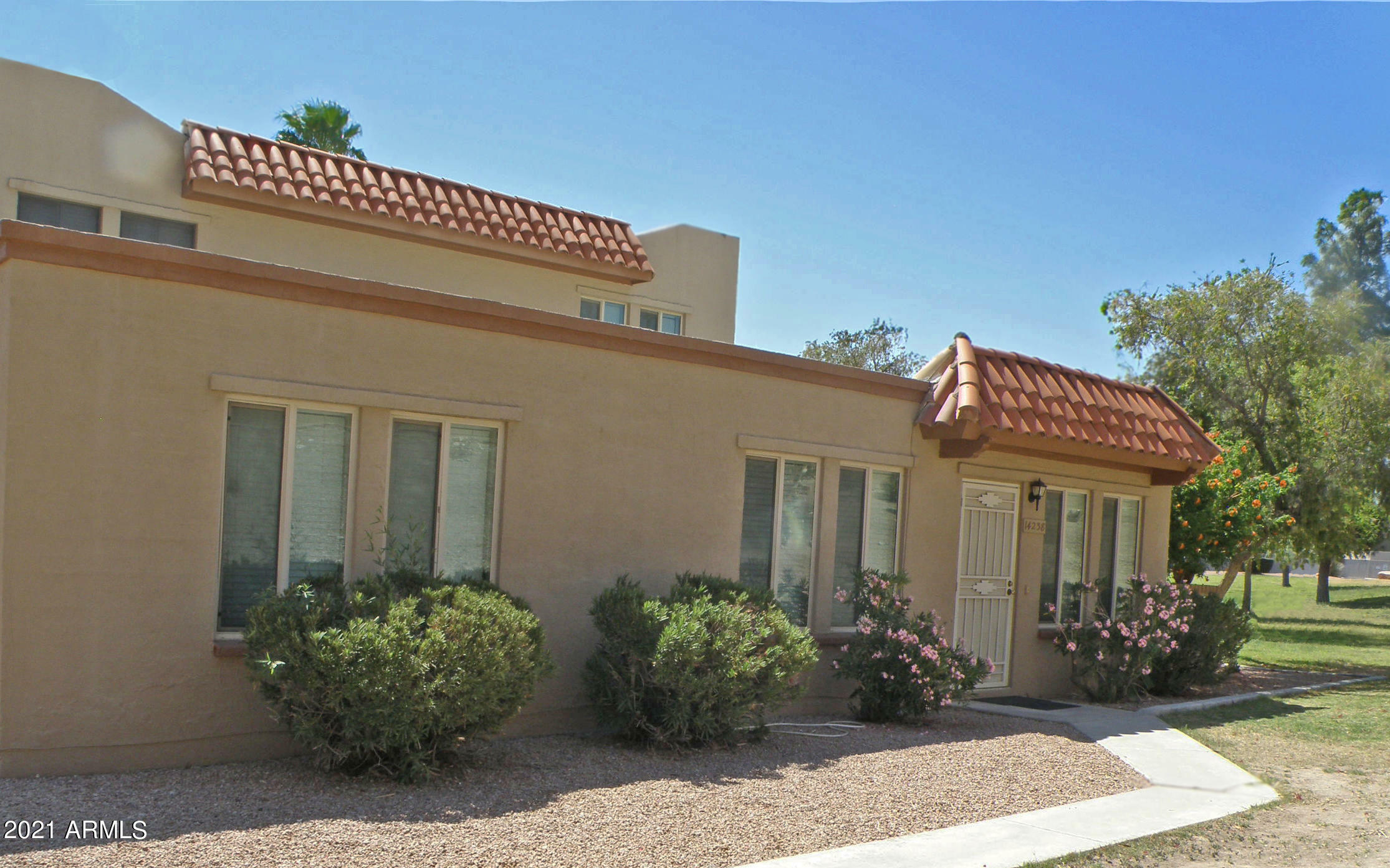 Property Photo:  14238 N Oakwood Lane  AZ 85268 