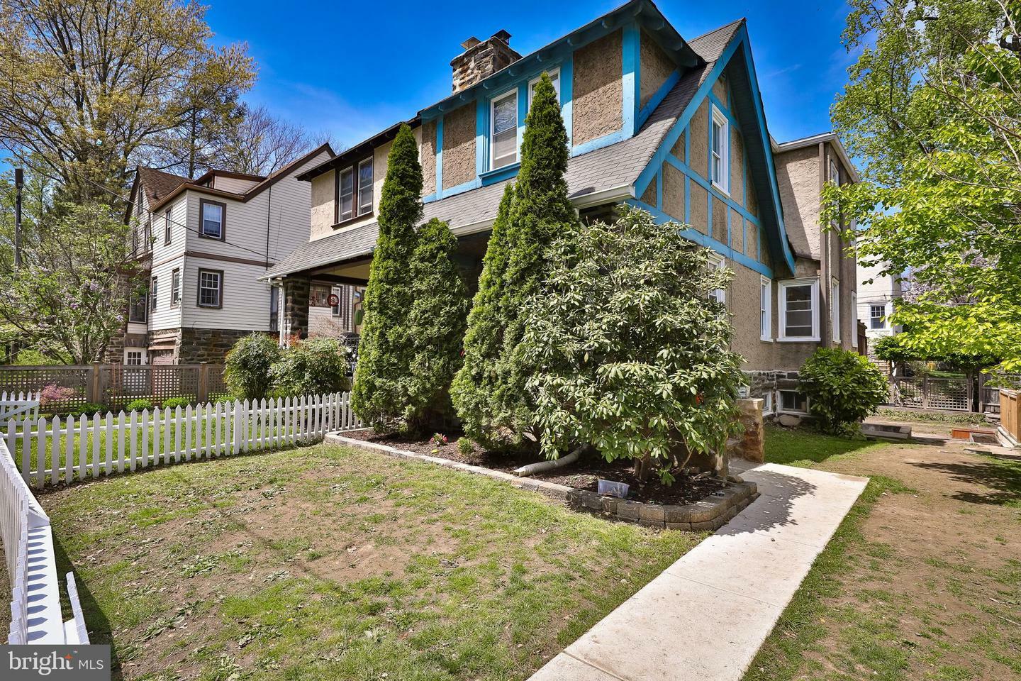 Property Photo: 109 Kenilworth Road PA 19066