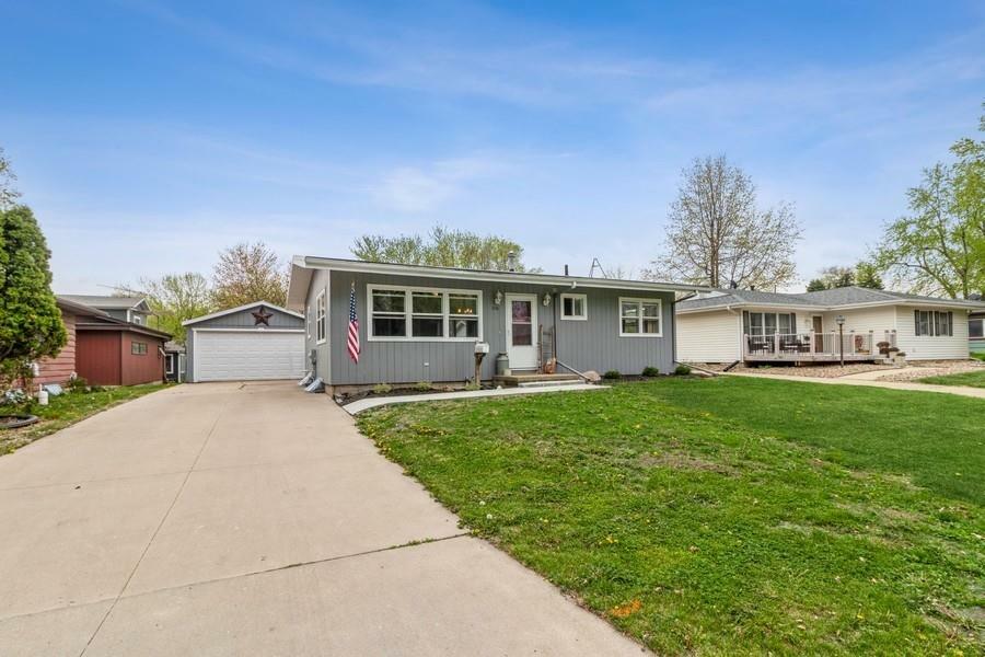 Property Photo:  1116 W 2nd Street  IA 50219 