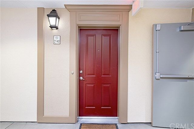 Property Photo:  2140 Watermarke Place  CA 92612 