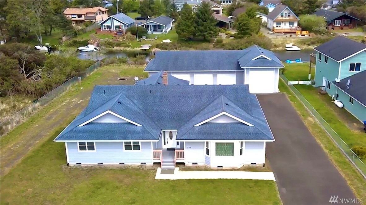 326 N Butter Clam St SW  Ocean Shores WA 98569 photo