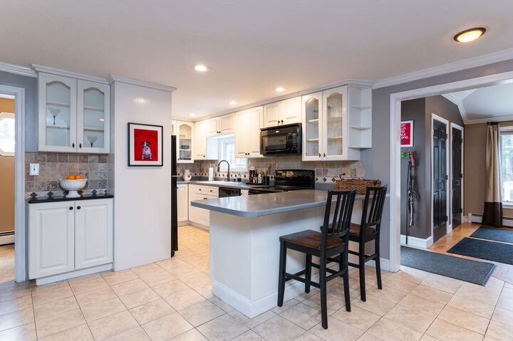 Property Photo: 19 Winslow Farm Road NH 03051