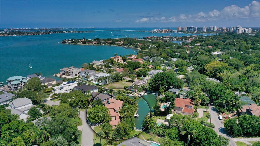 Property Photo: 1561 Blue Heron Drive FL 34239