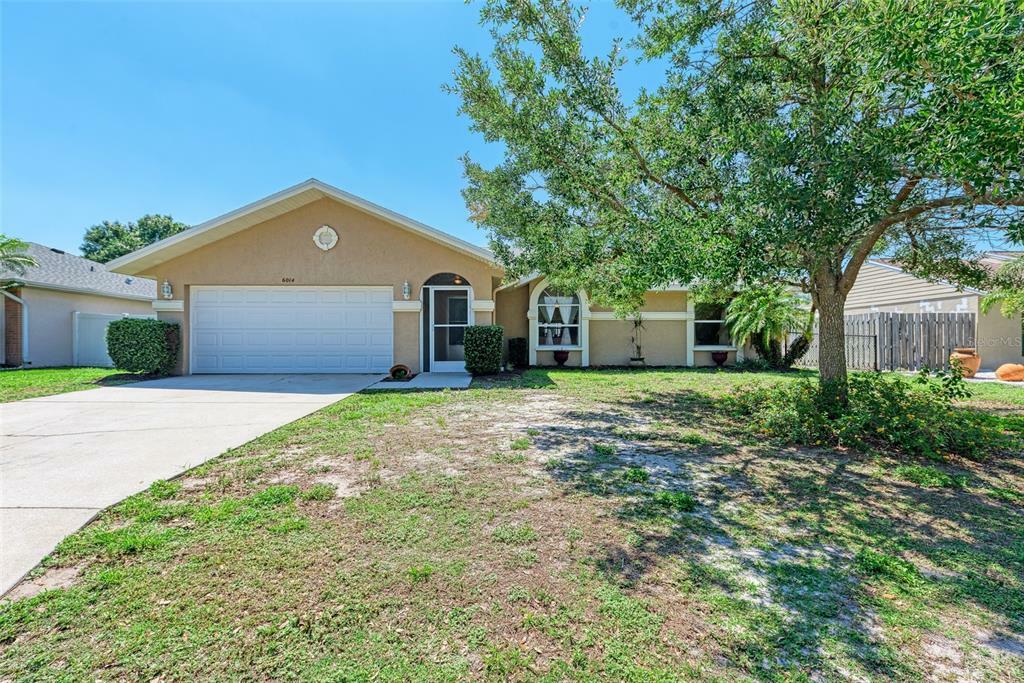 Property Photo:  6014 66th Street Circle E  FL 34221 