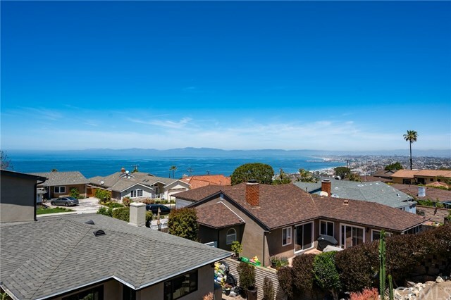 Property Photo: 429 Via La Soledad CA 90277