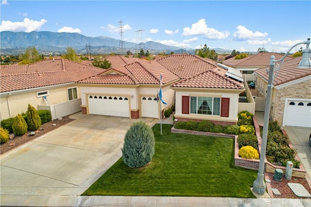 Property Photo:  1586 Valhalla Court  CA 92223 