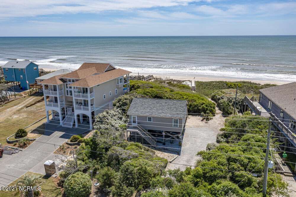 Property Photo:  3600 Island Drive  NC 28460 