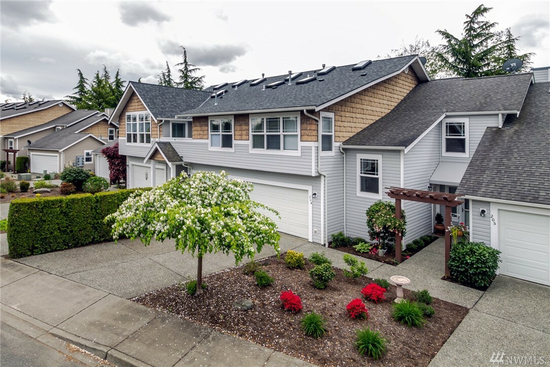 Property Photo:  7214 Centerville Ct 204  WA 98292 