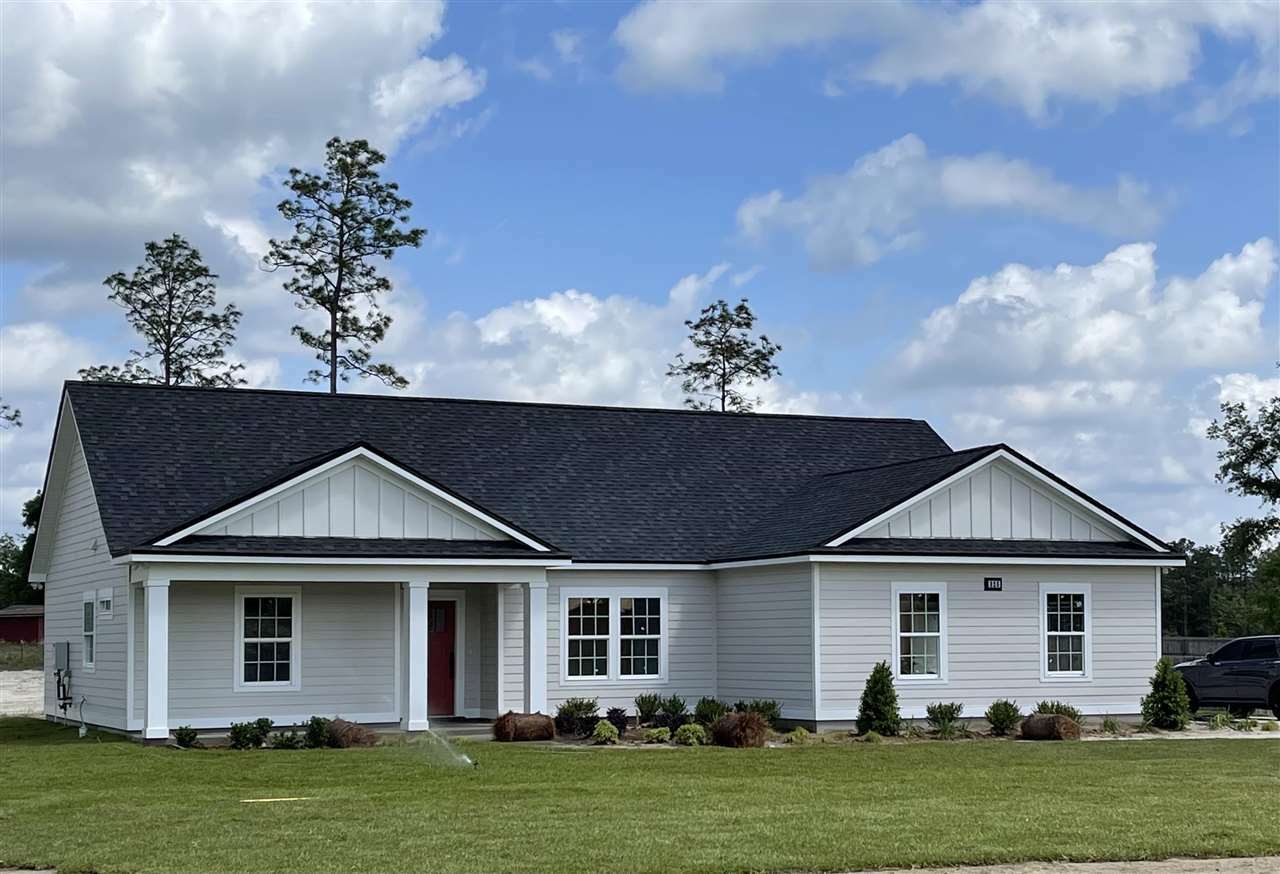 Property Photo:  325 N White Oak Drive  FL 32344 