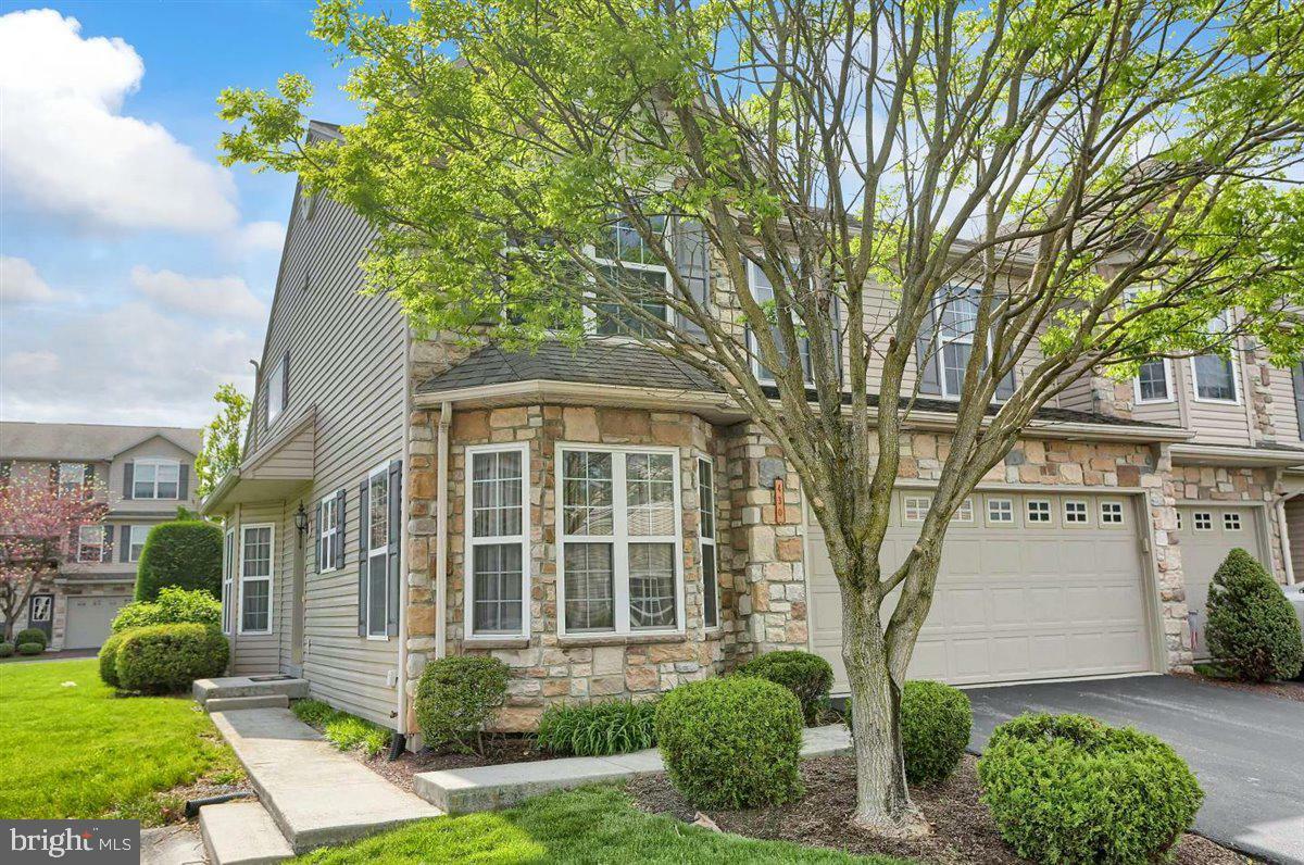 Property Photo: 430 Montego Court PA 17050