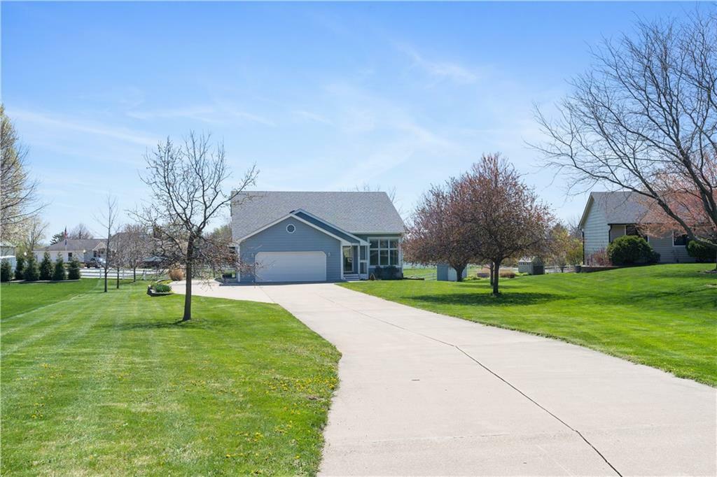 Property Photo:  2330 NW 71st Place  IA 50023 