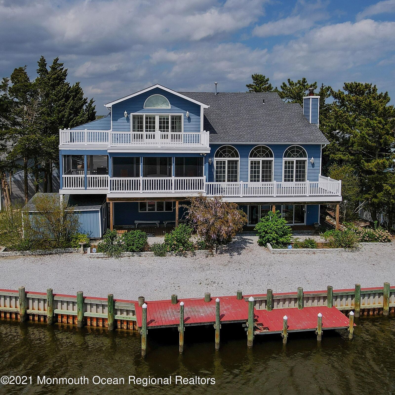 Property Photo:  42 Walkill Road  NJ 08087 