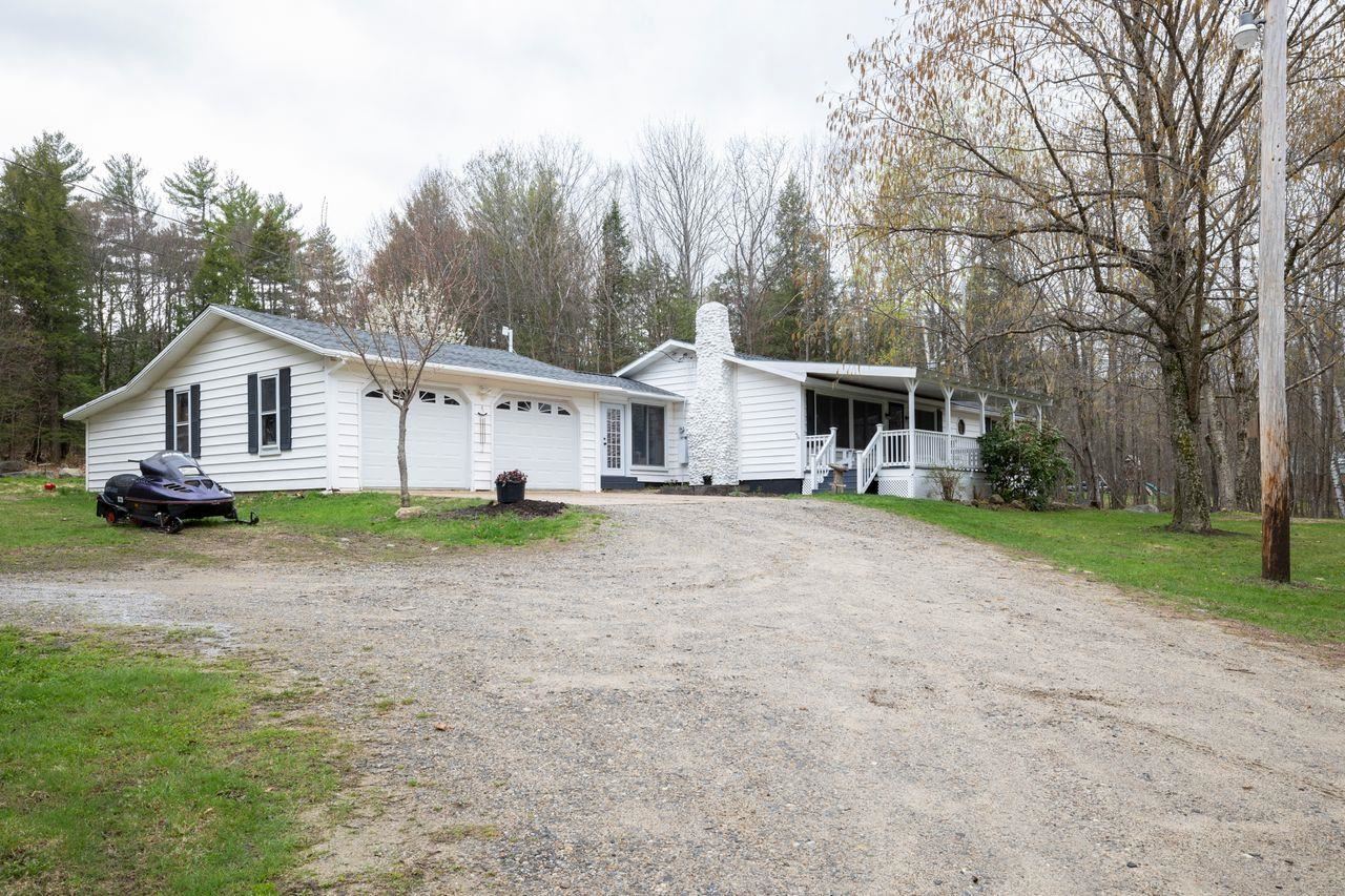 Property Photo:  405 Raccoon Hill Road  NH 03268 
