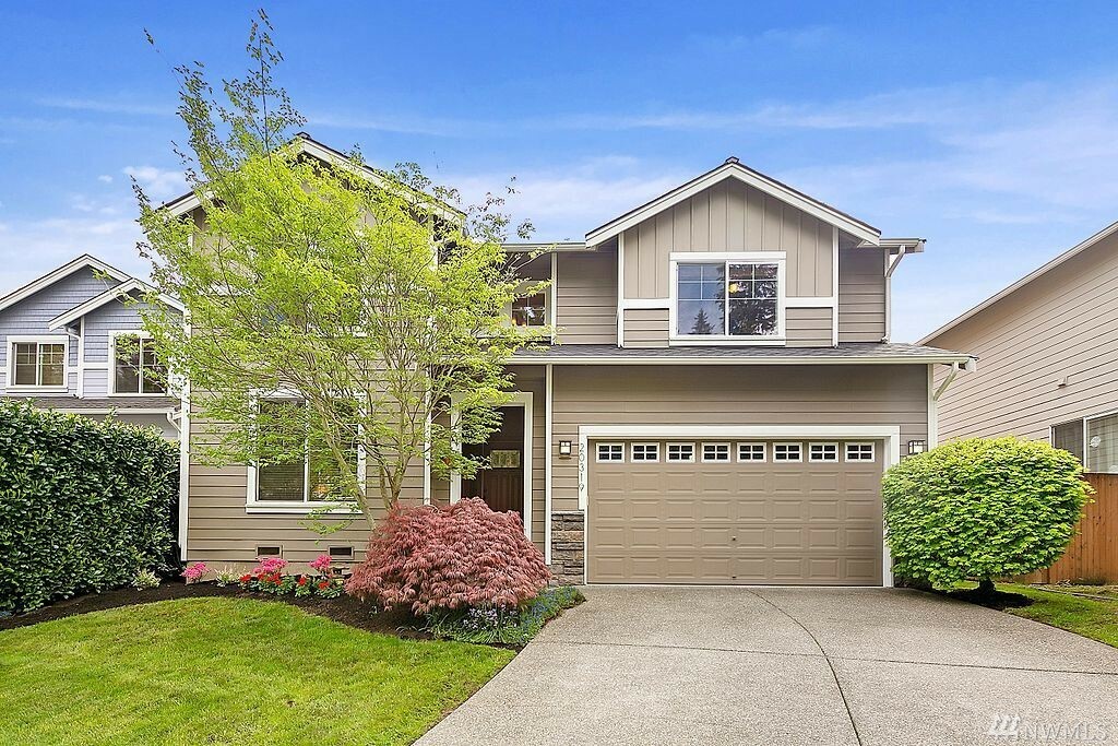 Property Photo:  20319 11th Ave W  WA 98036 