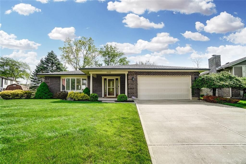 Property Photo:  1322 Claycrest Road  OH 45377 