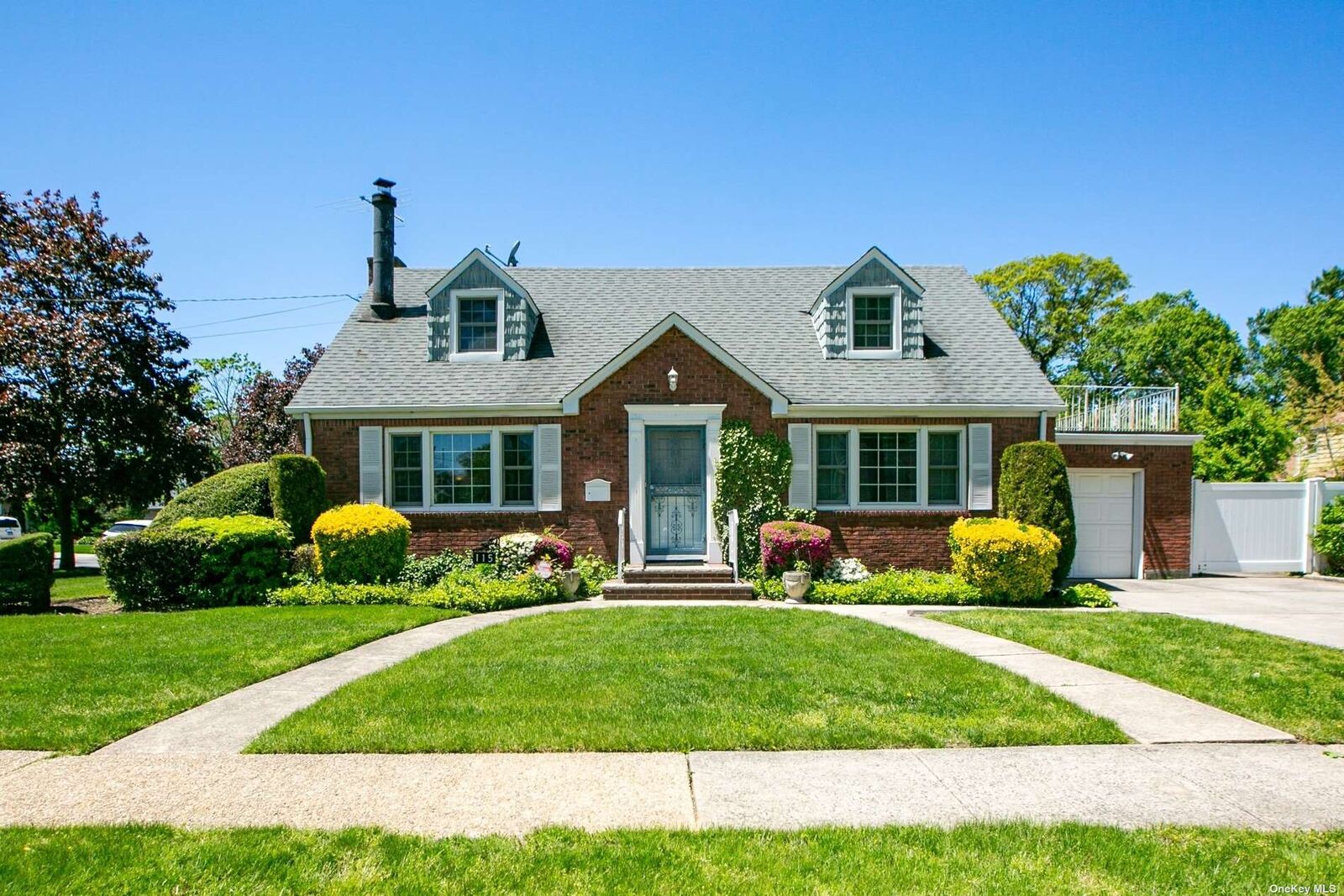 Property Photo:  115 Nassau Parkway  NY 11550 