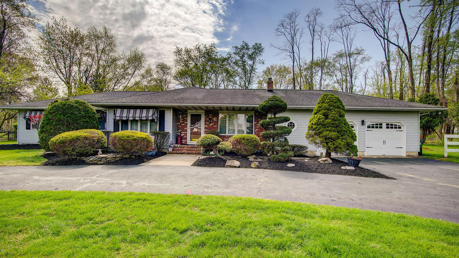 Property Photo:  42 Molly Pitcher Lane  NJ 07728 