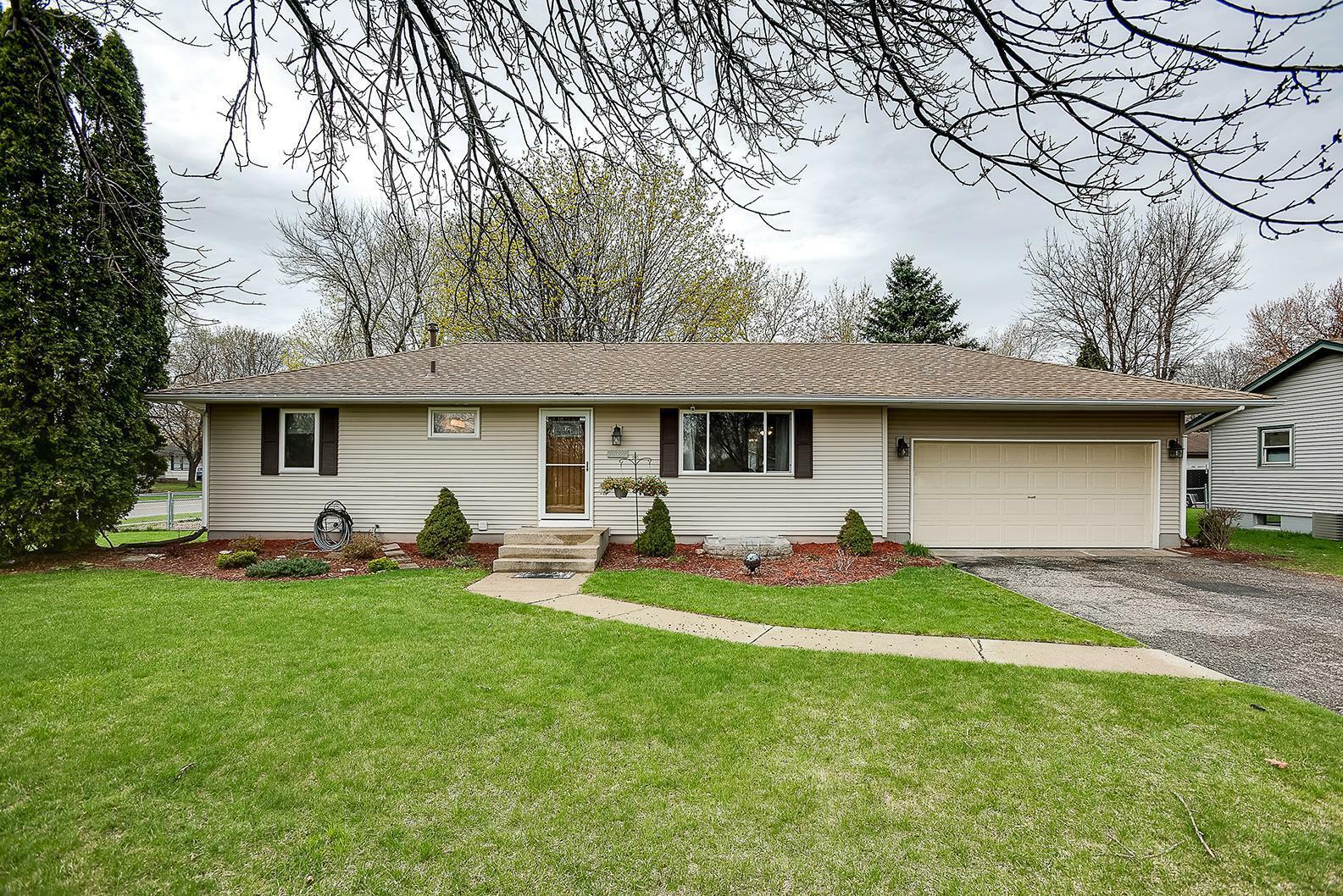 Property Photo:  16399 Flagstaff Avenue W  MN 55068 