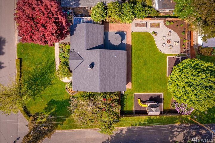 Property Photo:  14026 75th Ave NE  WA 98034 