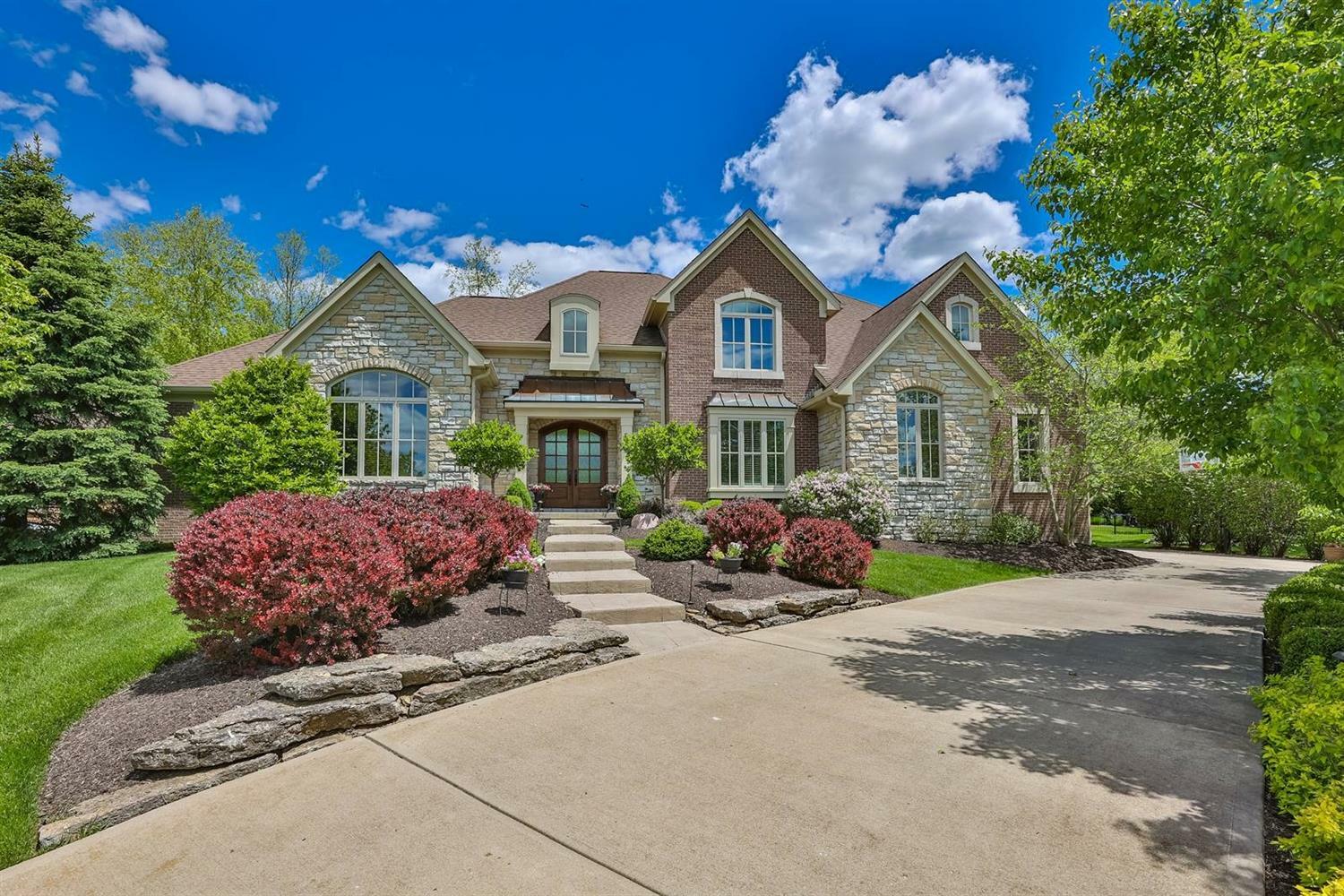 Property Photo: 1113 River Forest Drive OH 45039