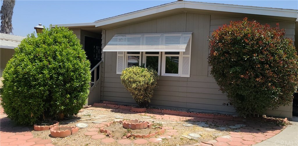 Property Photo:  14994 Starmont Street  CA 92553 