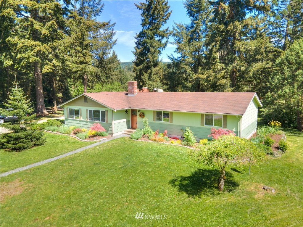 Property Photo: 17512 Crowder Road SE WA 98589