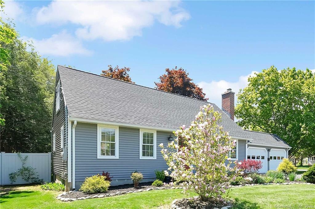 Property Photo:  172 Weymouth Road  CT 06082 