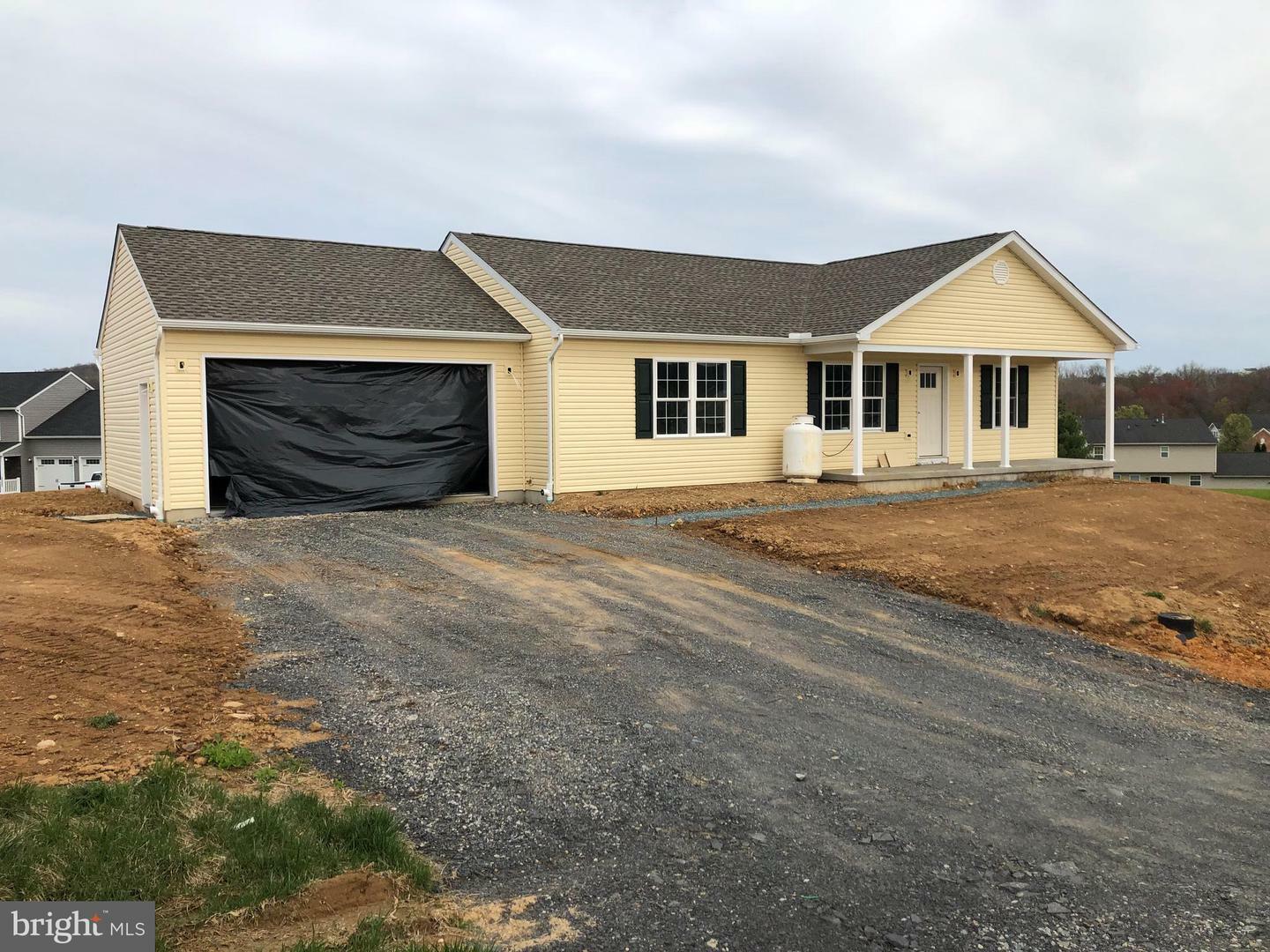 Property Photo: 11403 N Landis Avenue PA 17268