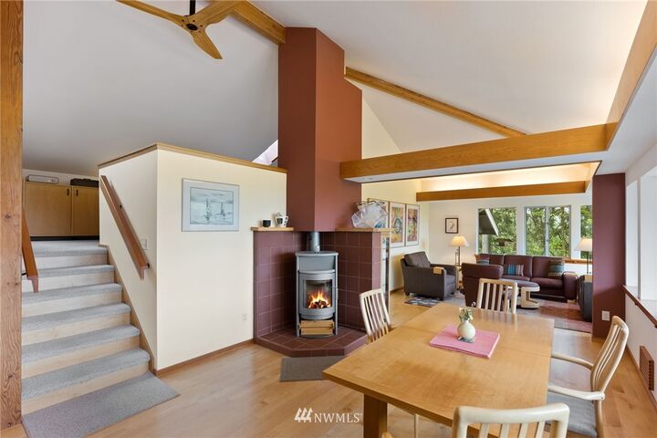 Property Photo: 3711 Wilkes Lane WA 98332