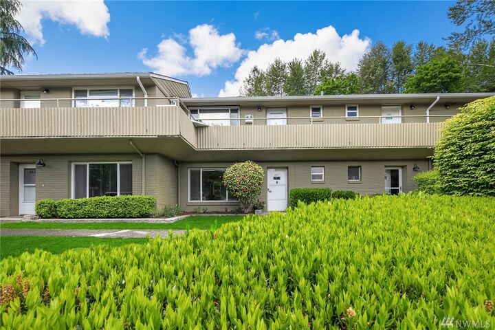 4707 40th Ave NE 4837  Seattle WA 98105 photo