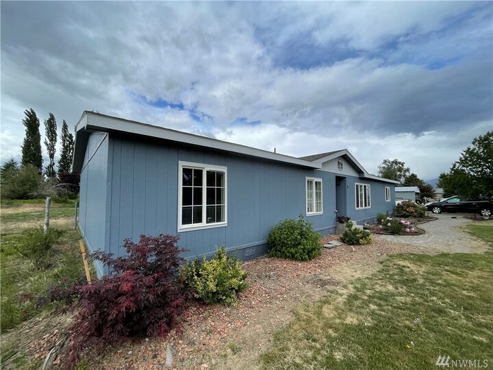 Property Photo: 5 Summerwind Rd WA 98841