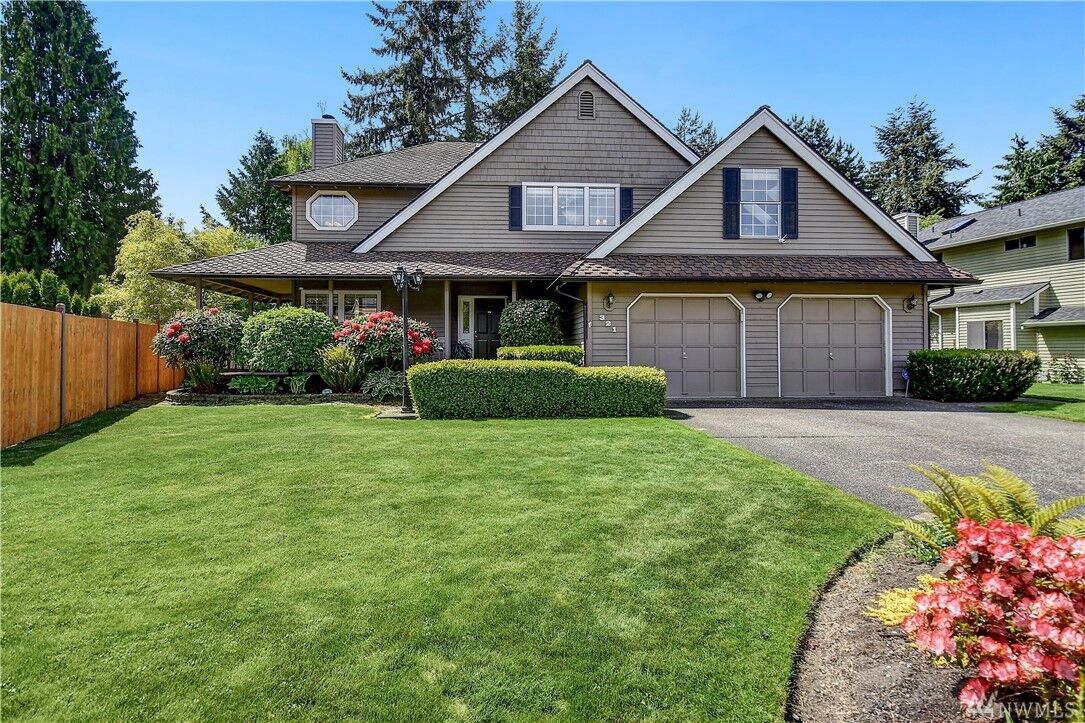 Property Photo: 321 S 302nd Place WA 98003