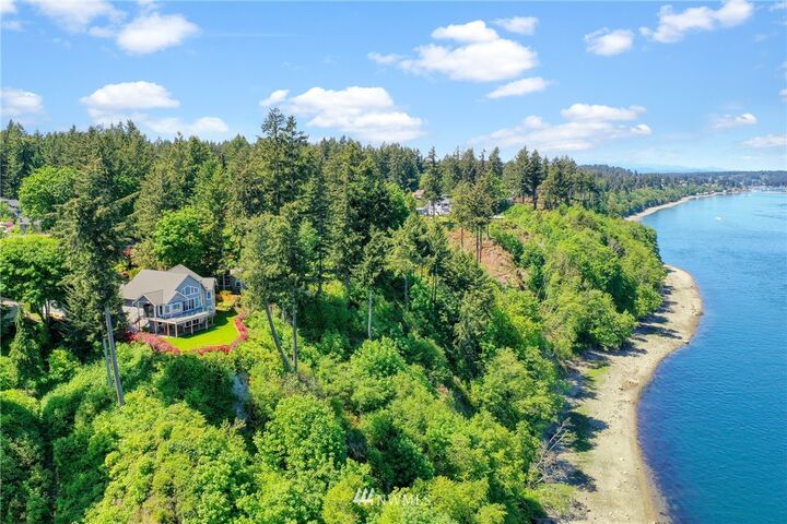 Property Photo:  4407  Holly Lane NW  WA 98335 