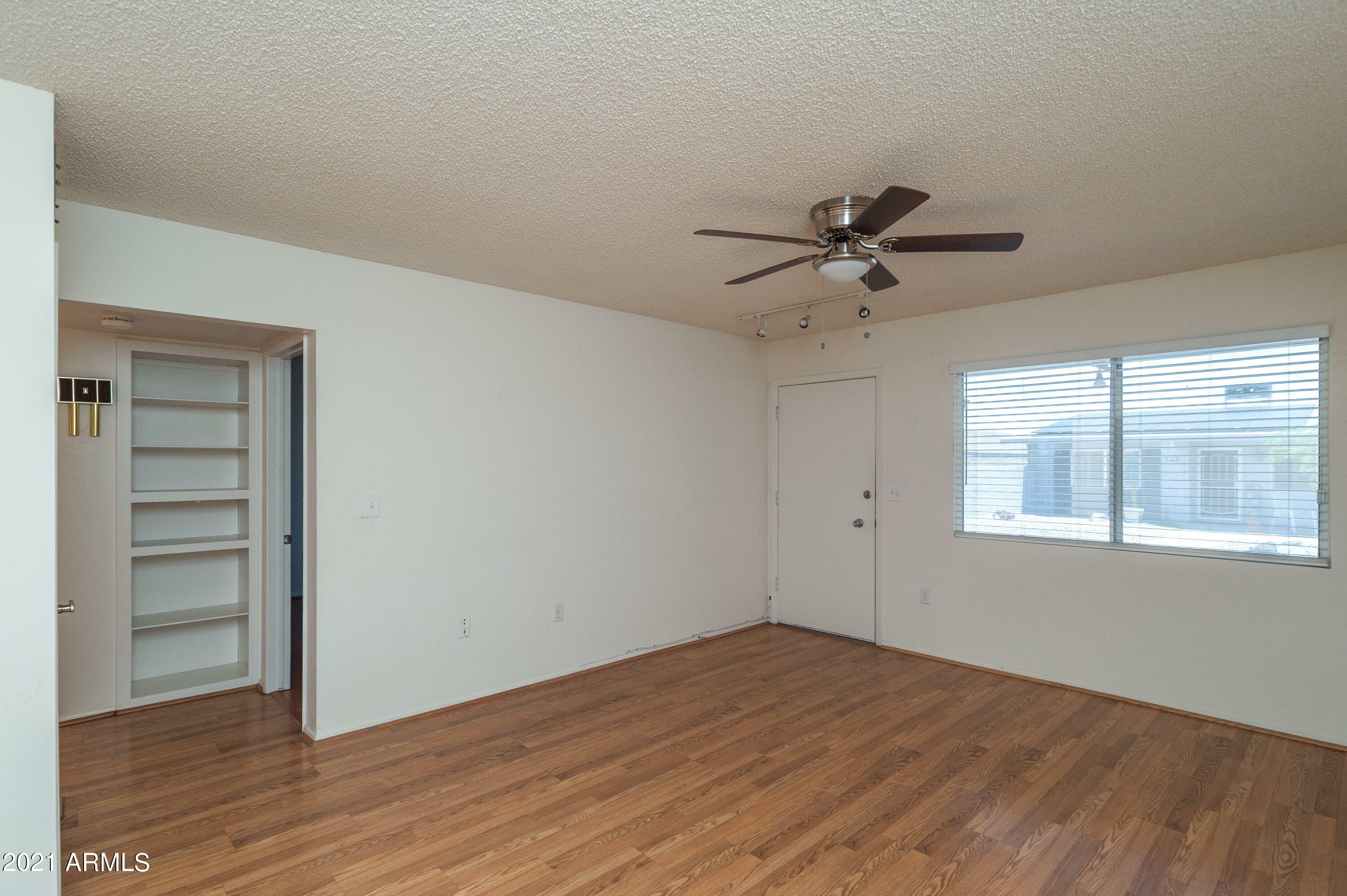 Property Photo: 10652 W Coggins Drive AZ 85351