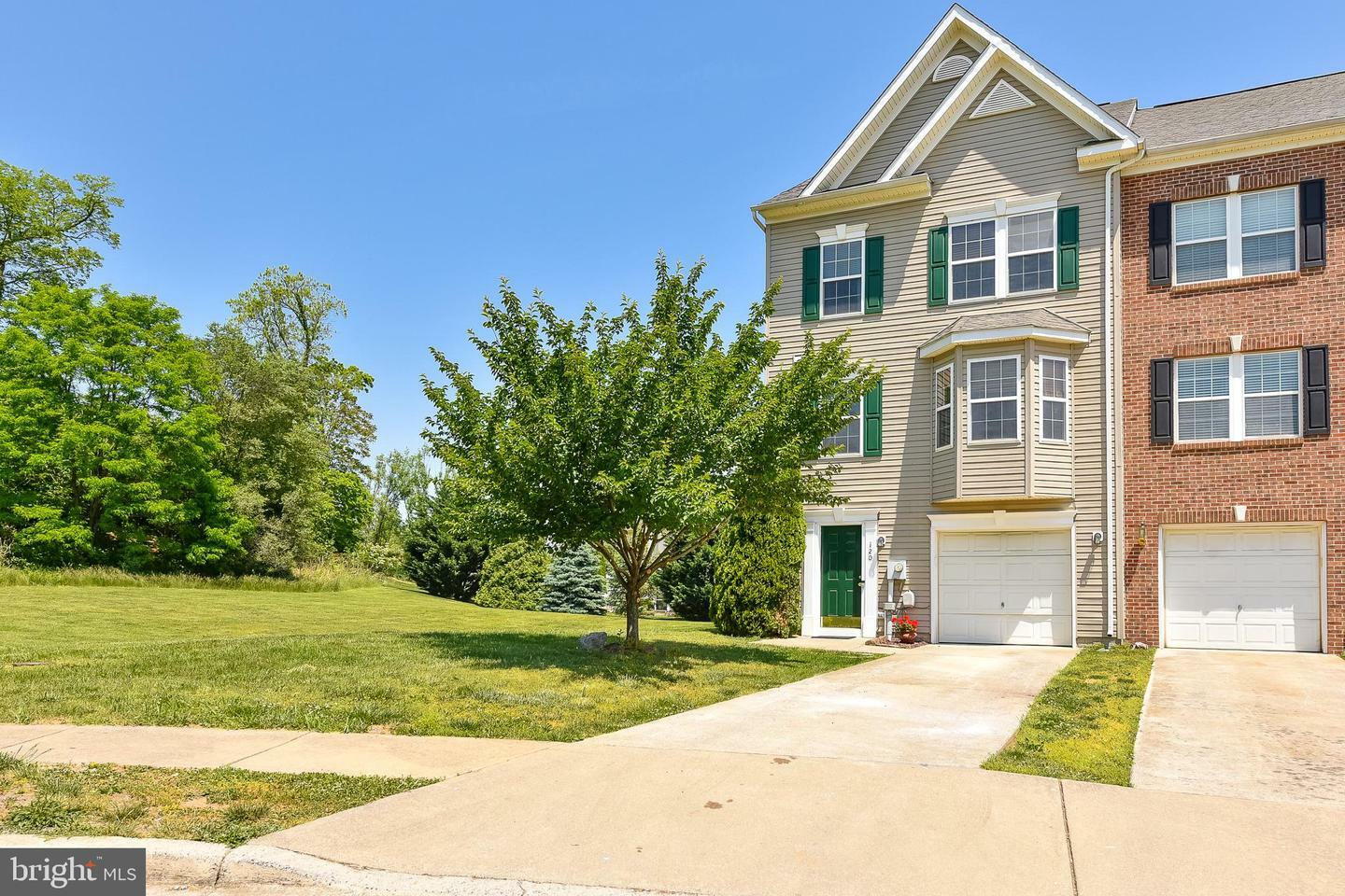 Property Photo: 120 Raphael Court WV 25403