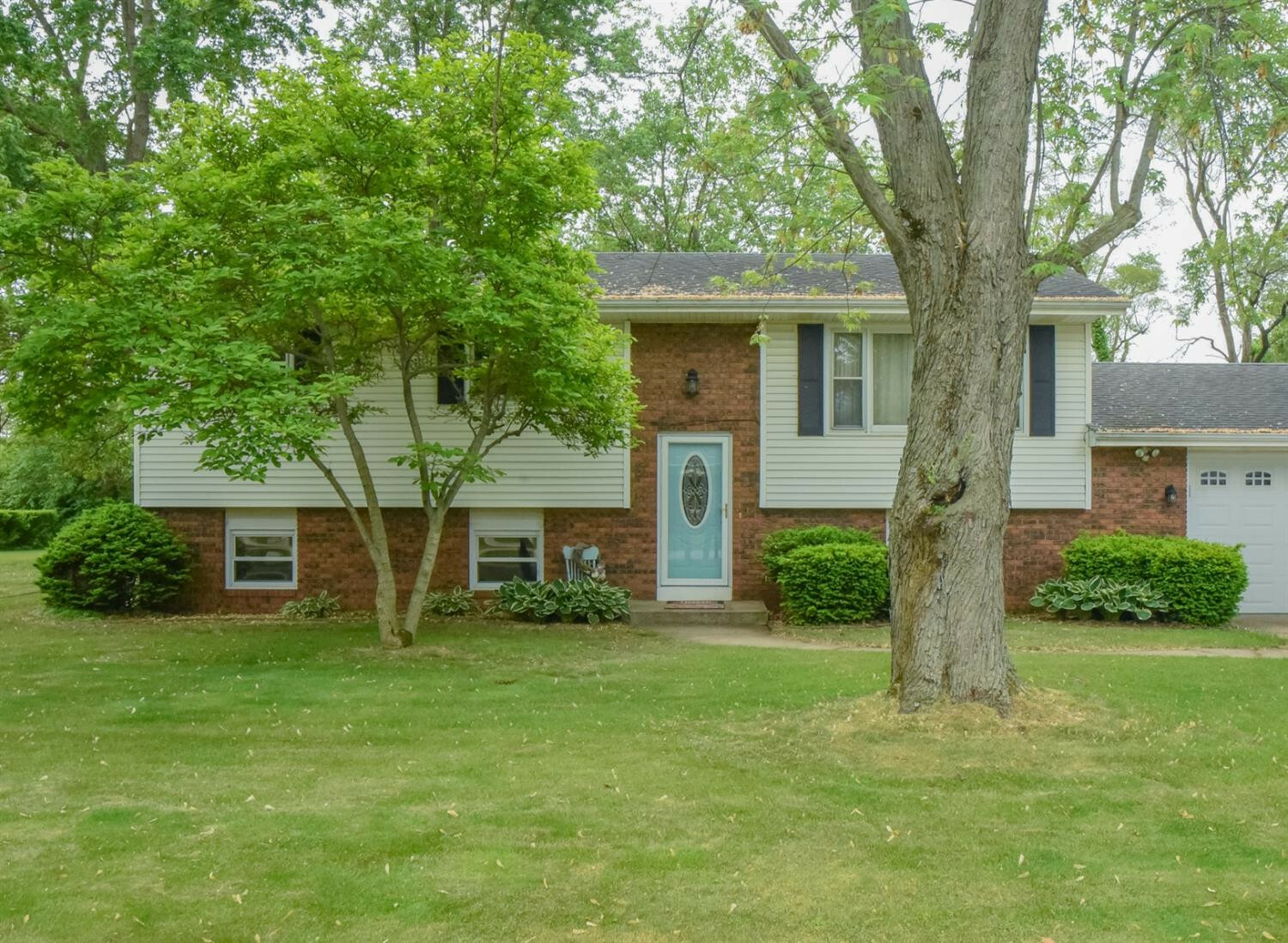 Property Photo: 3951 W 989 IN 46349
