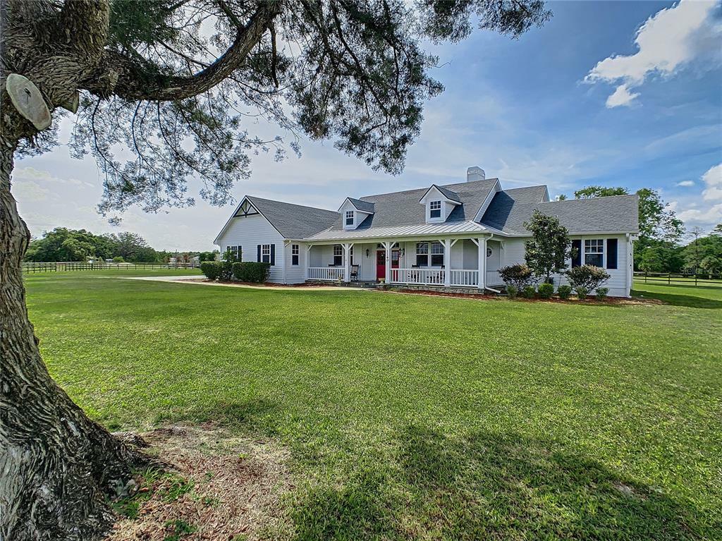 Property Photo: 1160 Teal Road FL 32732