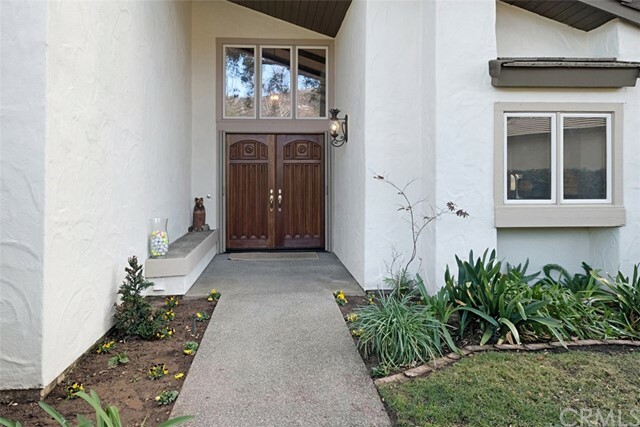 Property Photo:  38248 Oaktree Loop  CA 92562 