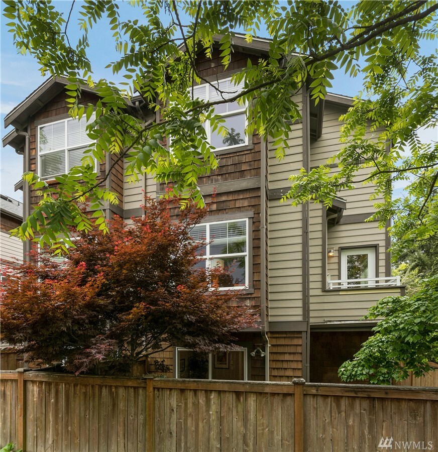 Property Photo:  9503 Ashworth Ave N A  WA 98103 