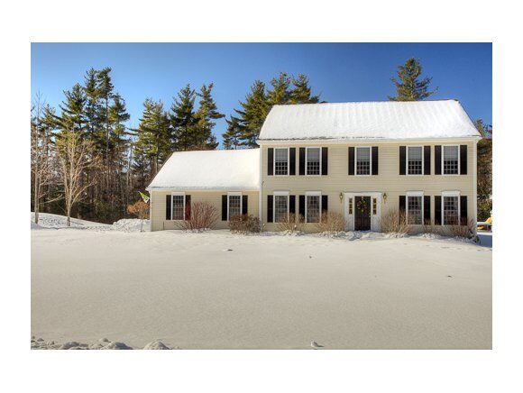Property Photo:  1 Stone Ct  NH 03055 