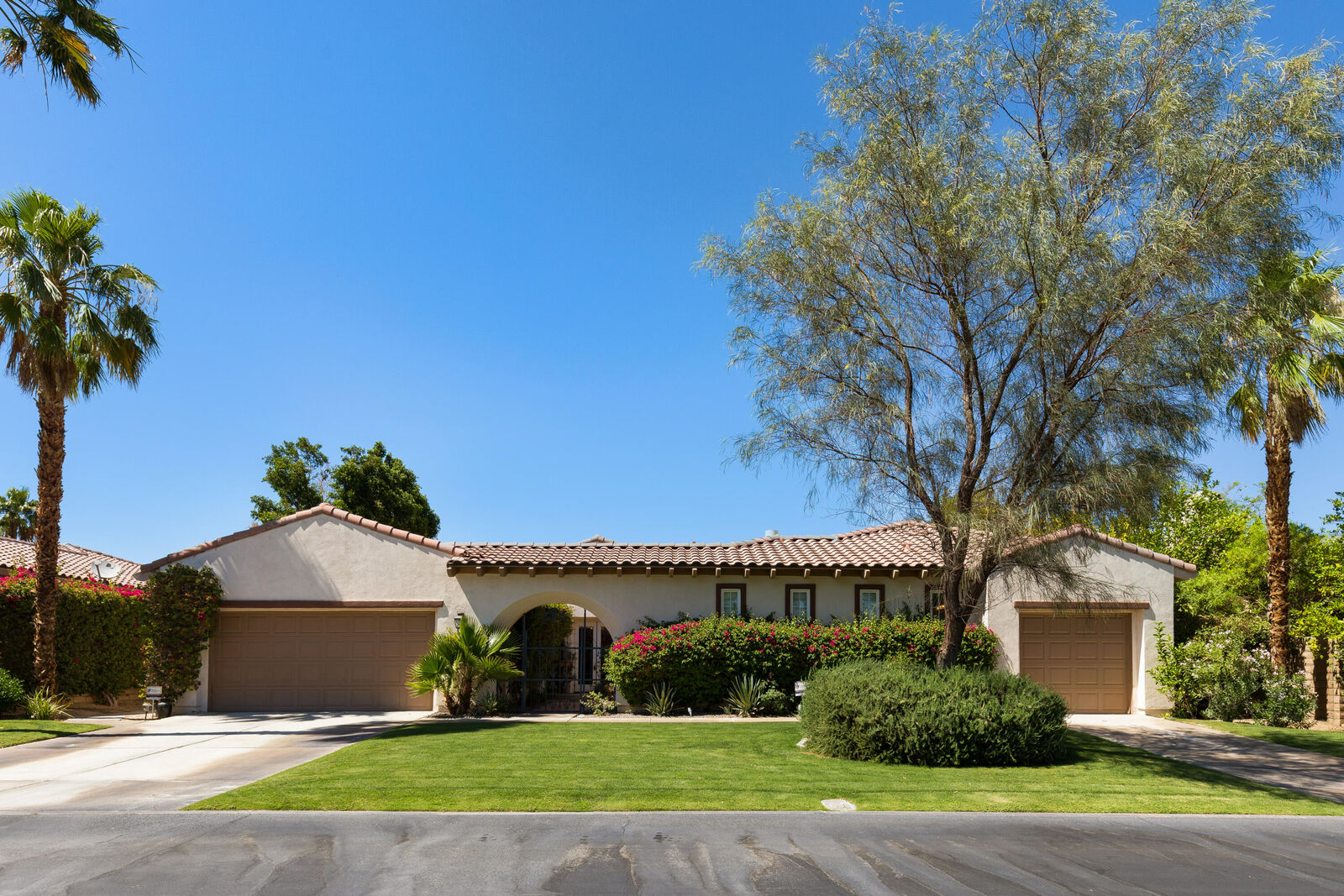 Property Photo:  3 Pinewood Circle  CA 92270 