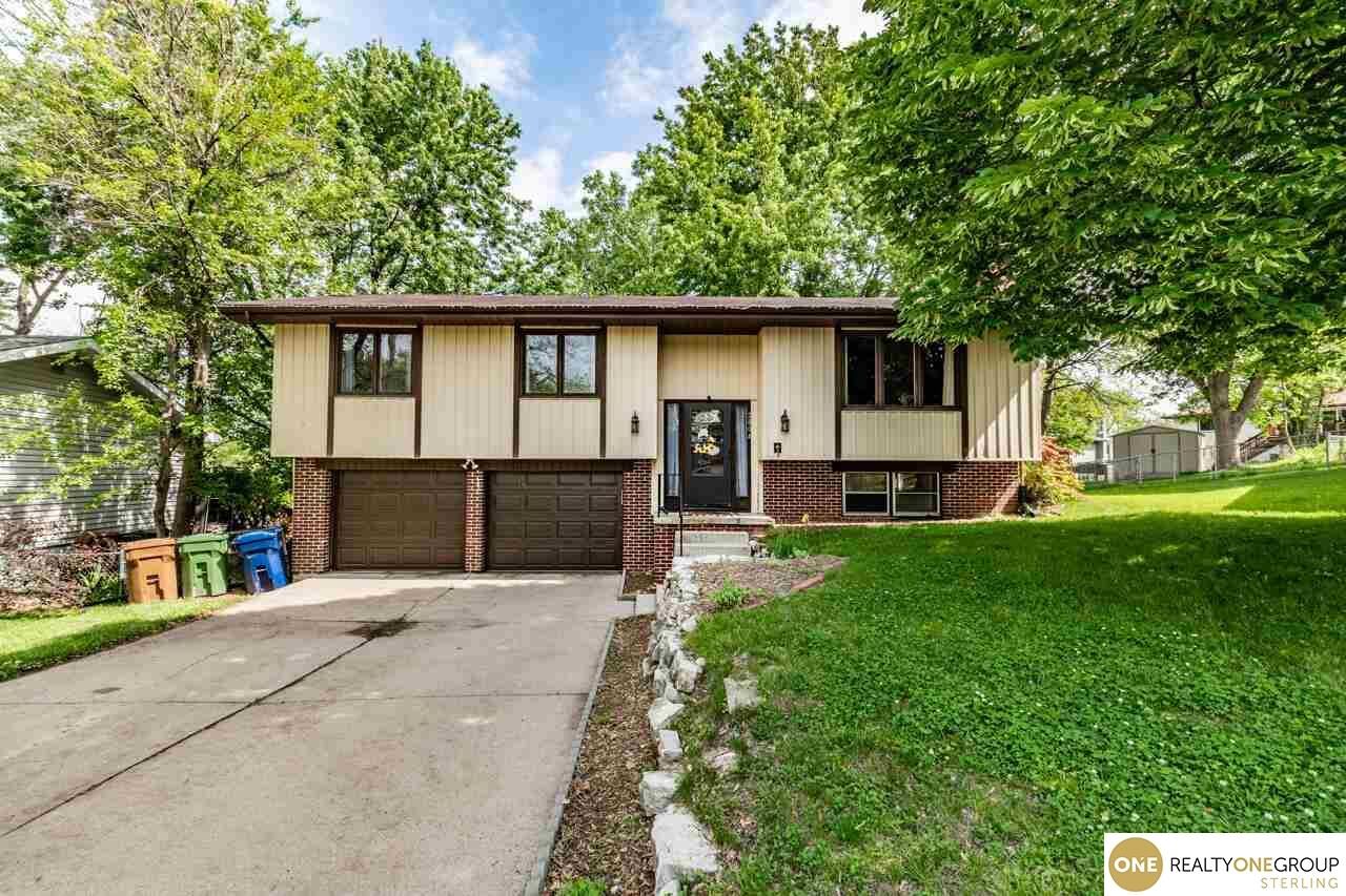 Property Photo: 2804 Mars NE 68005