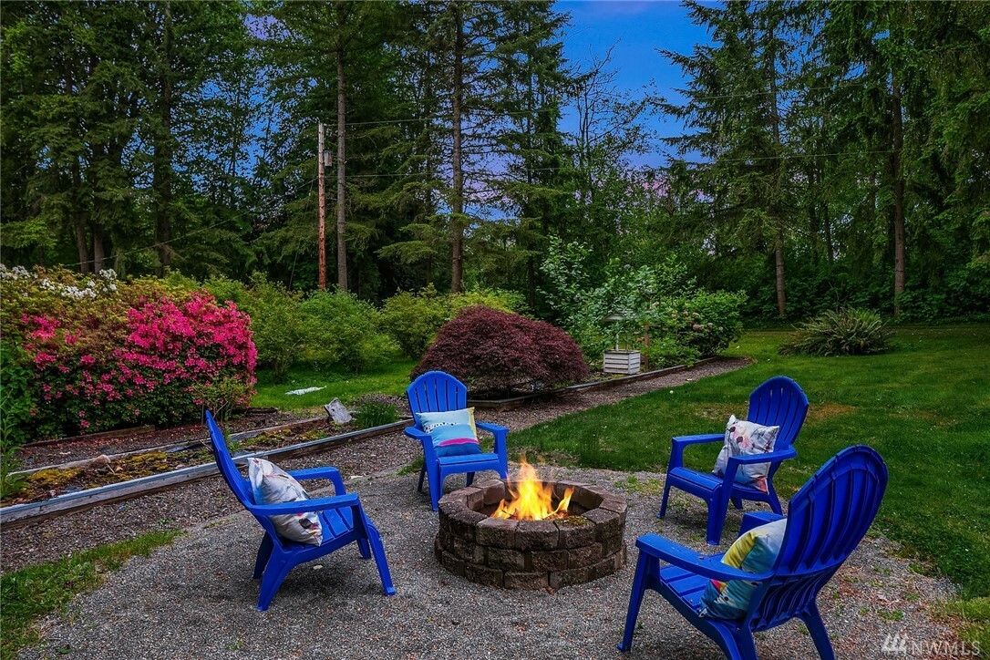 Property Photo: 19627 133rd Ave SE WA 98296