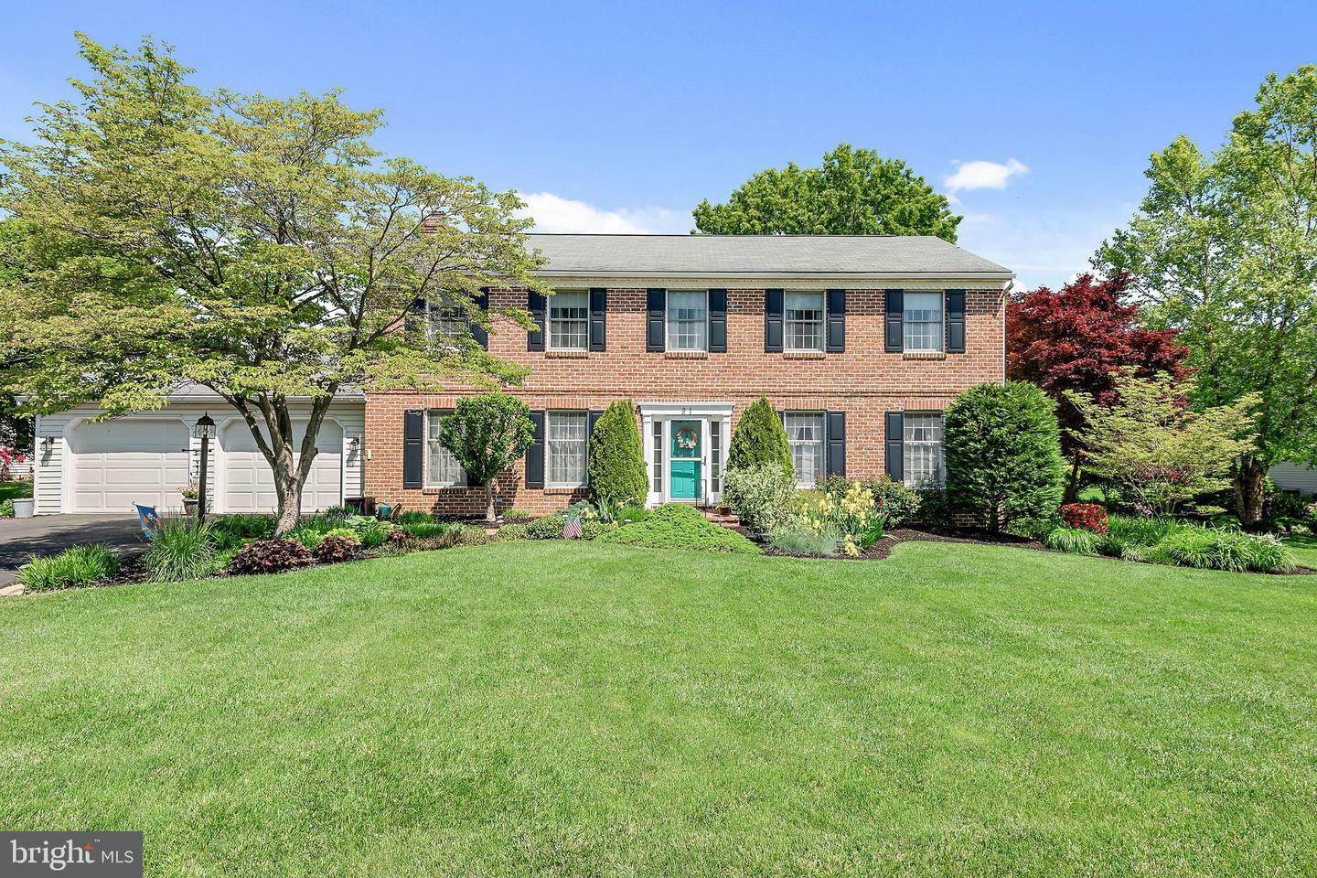 Property Photo:  21 Strayer Drive  PA 17013 