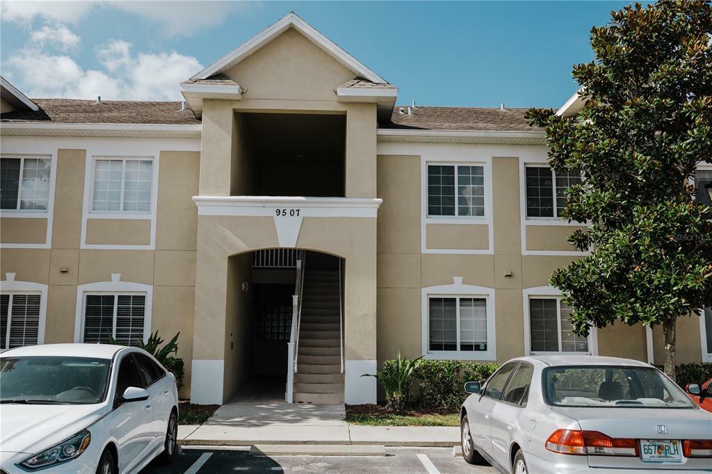 Property Photo:  9507 Newdale Way 201  FL 33578 