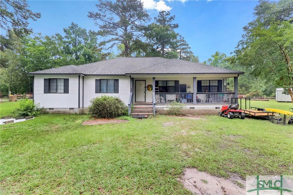 Property Photo:  176 4th Street  GA 31303 