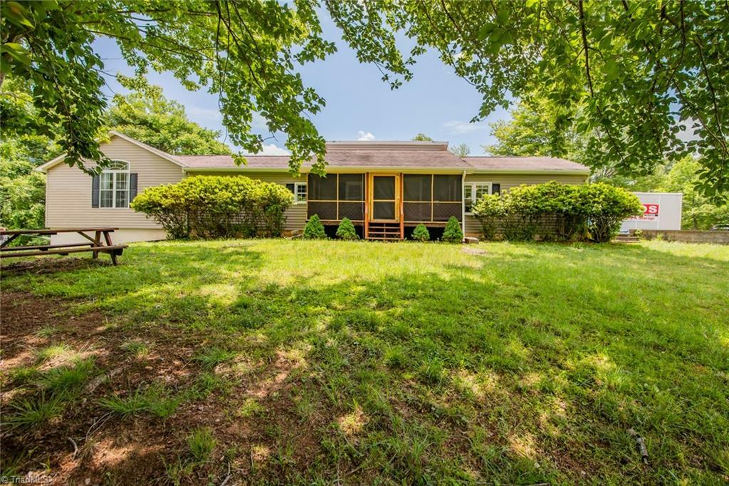 Property Photo:  308 E Norman Road  NC 27030 